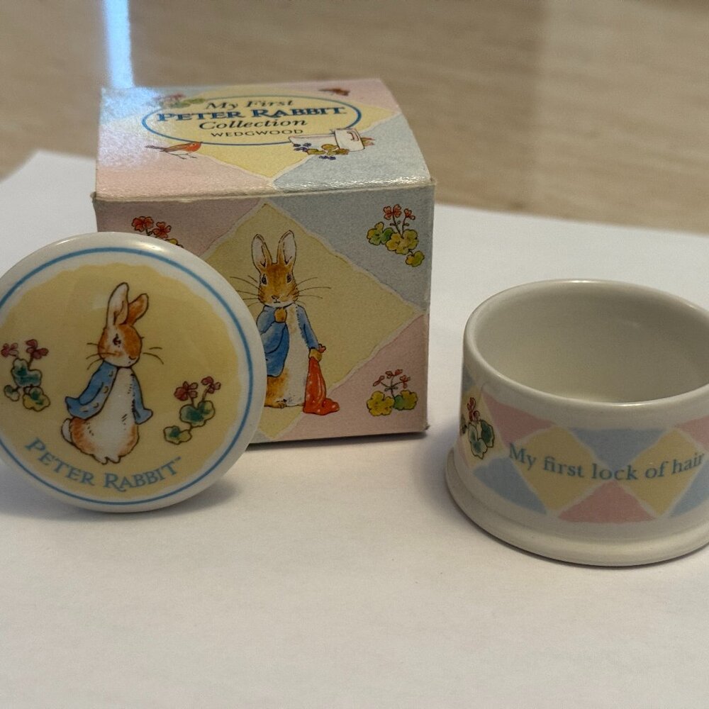 Wedgwood Peter Rabbit Beatrix Potter My First Lock of Hair Keepsake Box
